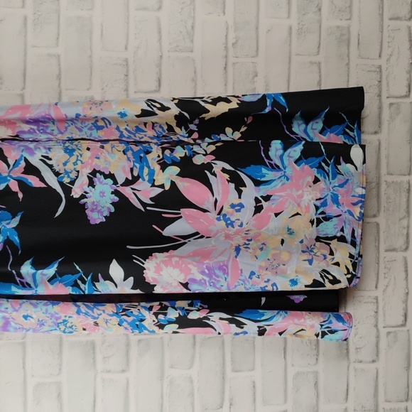 Yumi Kim Black and Blue Floral Maxi Dress - Picture 7 of 7